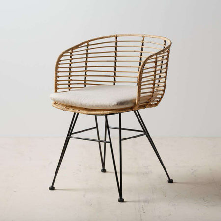 Scaun cu Spatar Rotund din Ratan Ixia